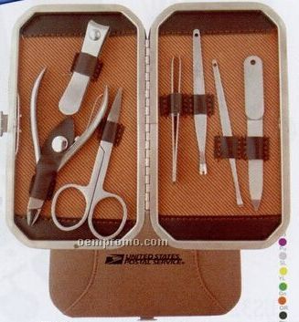 Manicure Set In Zipper Pouch