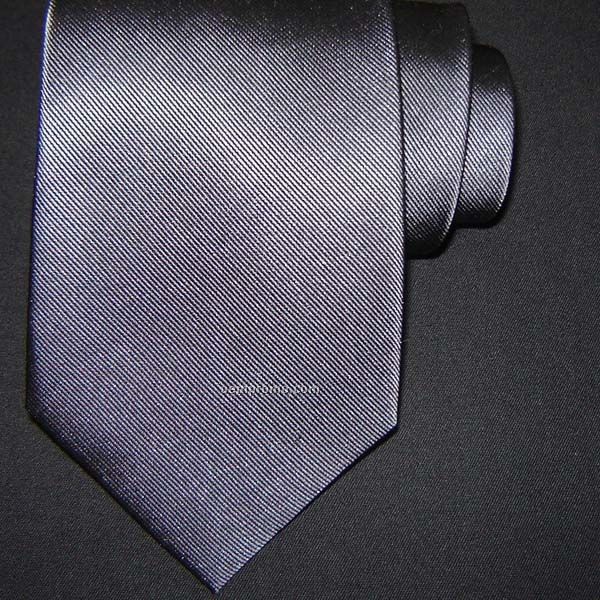 Solid Silk Necktie (Charcoal)