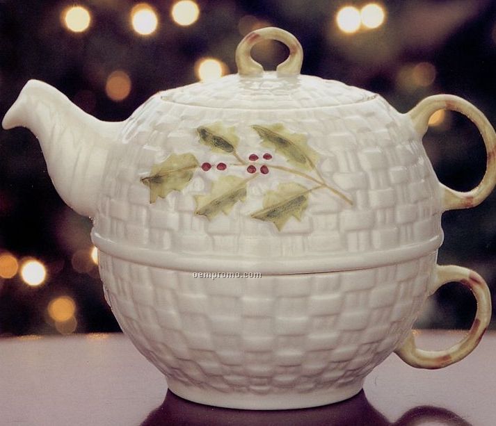 Holly Tea Pot For One