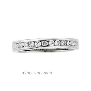 Ladies' 14kw 1/3 Ct. Tw. Diamond Round Band Ring (Size 5-8)