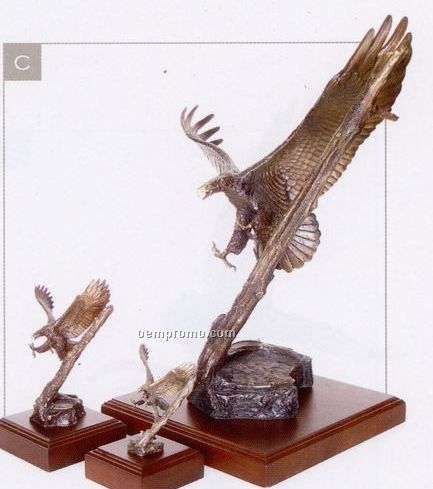 Attack Eagle Sculpture (22.5")