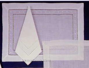 8 Piece Placemat And Napkin Set With Swiss Dot