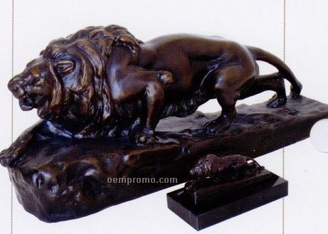 Stalking Lion - Re-sculpt (8"X18")