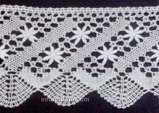 4-3/8" Ecru Handmade Cluny Flower Striped Lace Fabric With Fan Bottom