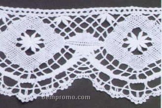 4-1/4" White Handmade Cluny Flower Lace Fabric With Cluster Bottom