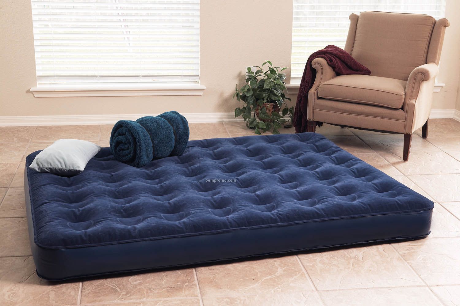 Texsport Deluxe Air Beds With Built In Battery Pump, Queen