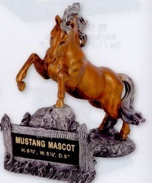 Mustang School Mascot W/ Plate