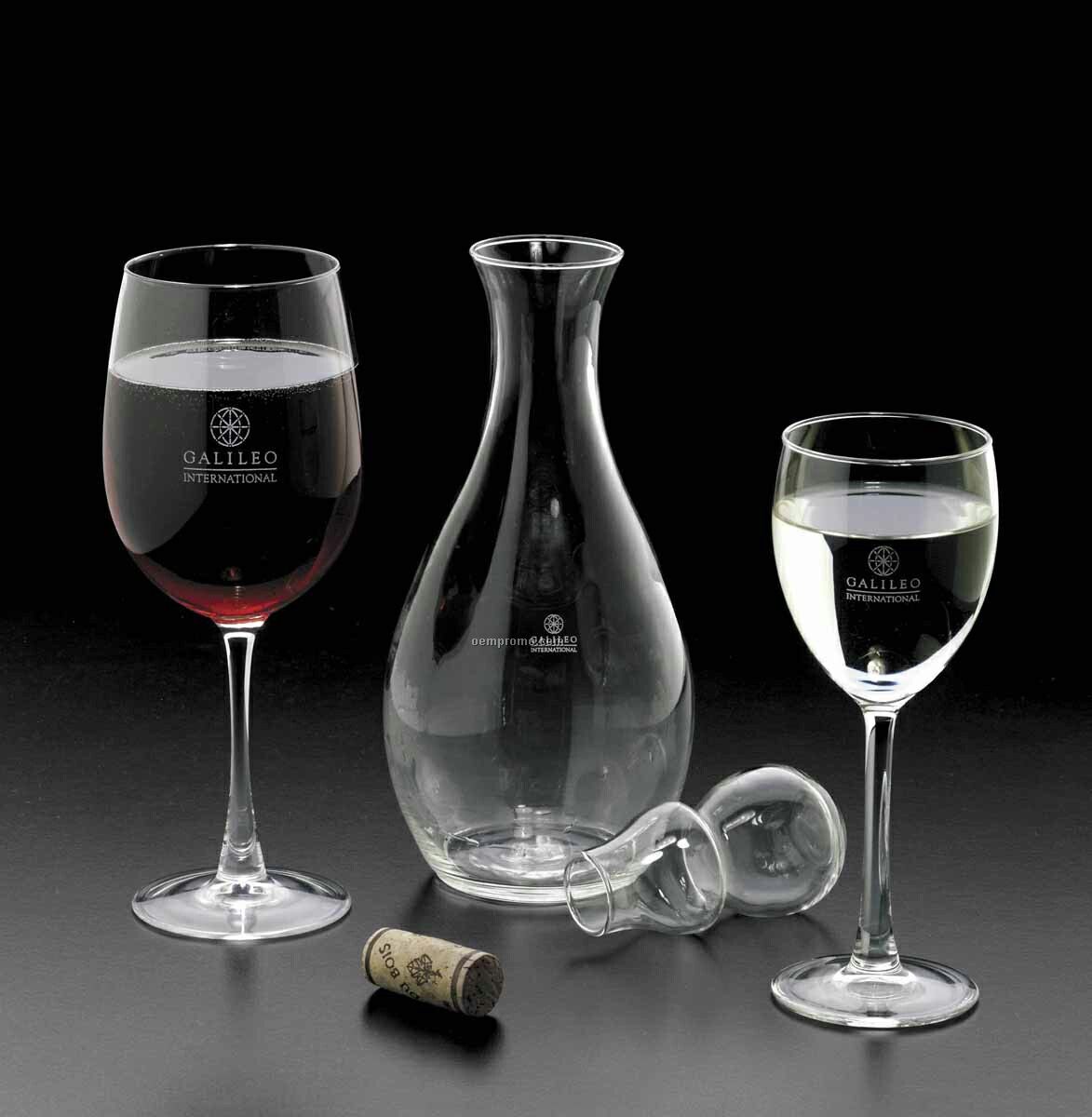 The Curvature Decanter (33 3/4 Oz.)