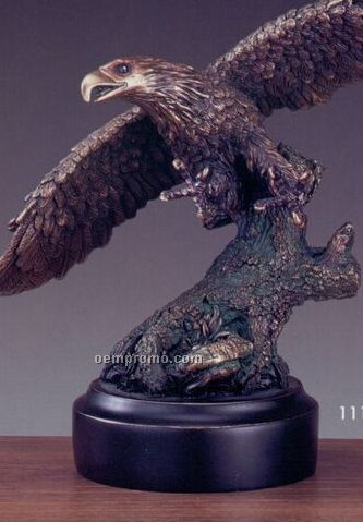 Light Copper Finish Eagle On Tree Stump Trophy W/ Round Base (13"X8")