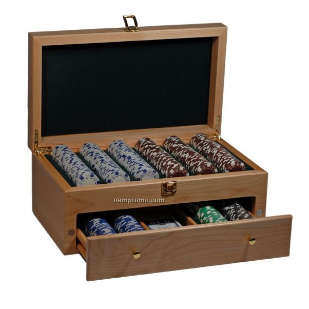 Poker Chips In Beautifully Crafted Wood Case