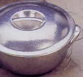 4" Novella Individual Covered Soup Pot