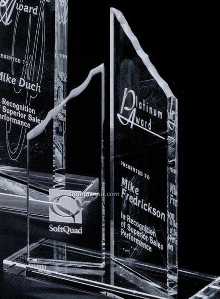 Pristine Gallery Crystal Twin Peaks Award (10 1/2")