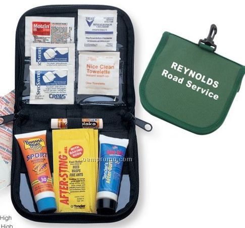 Deluxe Beach And Sun Kit With Sunscreen & Lip Balm