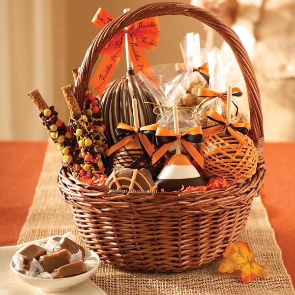 Grand Halloween Basket - 3 Apples/Spider Web Cluster/Candy(12.5"X12.5"X15")
