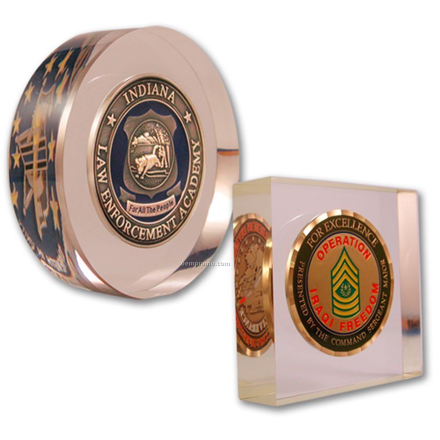 Acrylic Embedment (2-3/8" Round X 3/4") With Coin