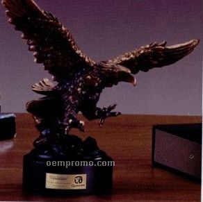 Swooping Eagle Trophy W/ Round Base (8.5