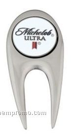 Contemporary Divot Tool With Ball Marker