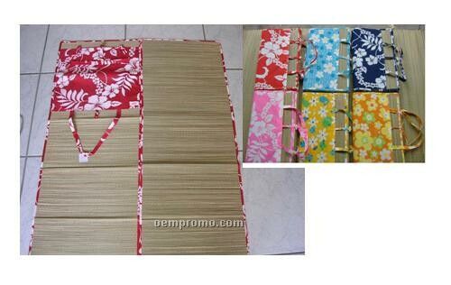Fold-up Beach Mat With Floral Pattern Trim (27.6"X70.87")