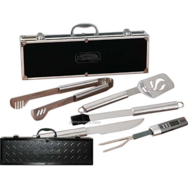 Xcel Grill Set W/ Thermo Fork And Diamond Plate Case