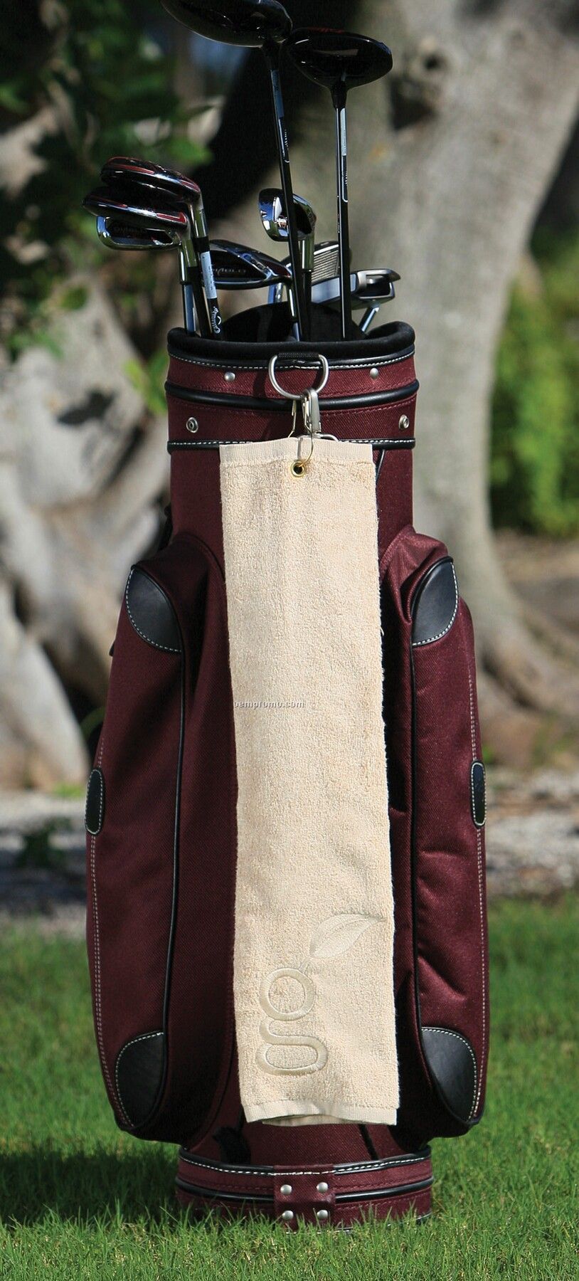 Bamboo / Cotton Blend Golf Towel - Embroidered