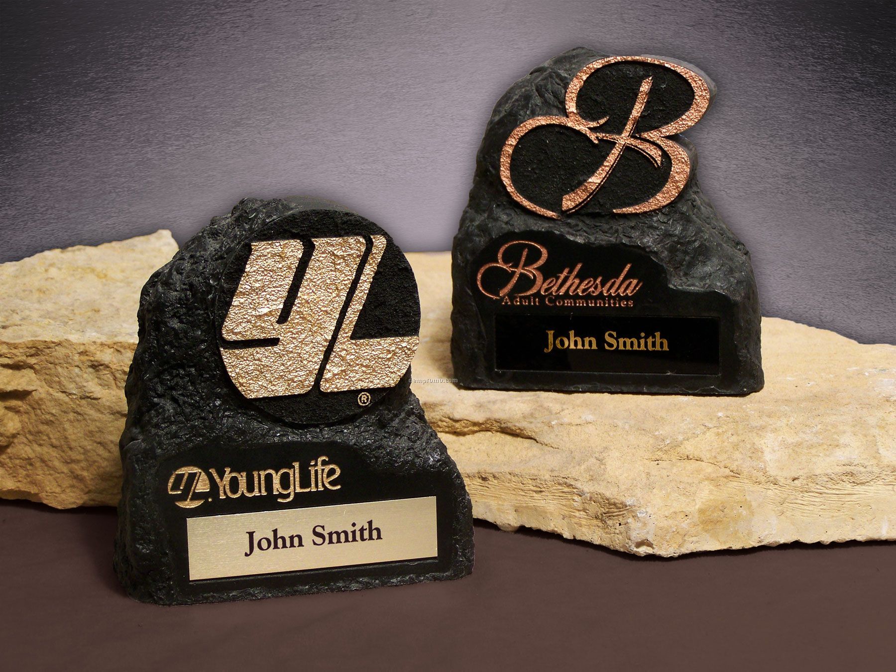 Small Chiseled Logo Rock Award