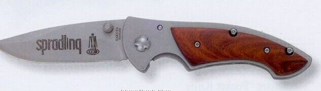 Dakota Kodiak Pocket Knife With Wood Overlay