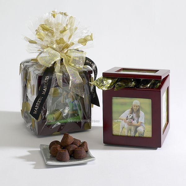 Photo Cube With Truffles